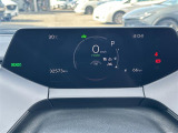 店舗にて現車の確認もいただけますので、お電話で在庫のご確認の上是非ご来店くださいませ。