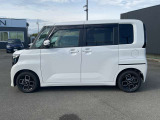 弊社の新車店舗でサンプルカーとして使用していた車です。