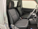【フロントシート】さまざまな体格の方が快適に運転ができるよう配慮したシートになっております。