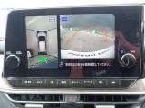 アラウンドビューモニターも付いているので、車庫入れもスムーズにできます。