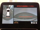 専用のカメラにより、上から見下ろしたような視点で360度クルマの周囲を確認することができます☆縦列駐車や幅寄せ時に活躍してくれます
