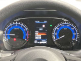 【メーター】メーター内のカラーディスプレイには運転をサポートするさまざまな情報を表示!