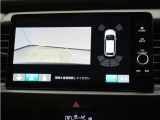 バックカメラ搭載です!車庫入れが苦手な人はもちろん、車両感覚に自信がある人にもお勧めです!見えない箇所が見えるようになるので、低い障害物や隠れてしまっている子供の存在等にも気付く事が出来ます。