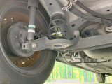 お車を安心してお乗りいただく為には、足回りの定期点検が欠かせません。サービスサポート(有償保証)では無料点検もご提供しており、安心のカーライフをお過ごしいただけるサポート体制が整っています。