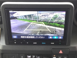 バックモニター付きで、車庫入れやバック時の後方確認をしっかりサポート。モニターに映し出される映像で死角も確認しやすく、狭い場所での駐車や後退時の操作をより安心して行えます。