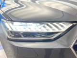 ●LEDヘッドライト:夜間走行時も良好な視界を確保し安心して運転できる高輝度LEDヘッドライトを装備!点灯速度が早く、消費電力も抑えられています。