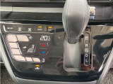 無段階な変速が特徴のCVTは、なめらかな加速と同時に、車速に応じて効率のよいエンジン回転数を組み合わせた変速カーブを選択するため、燃費のよい走りが実現できます。