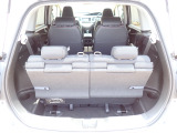 ◆定員乗車時のカーゴルームです。普段のお買い物の荷物やたくさんの収納が可能です。
