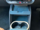 車両の詳細、ご質問につきましては、弊社営業スタッフまでお気軽にご連絡下さいませ。遠方のお客様には実車の詳細画像送信も承ります。