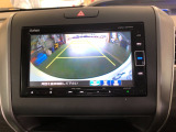 【バックカメラ】駐車時に安心のバックカメラが装備されています!