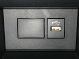 【充電用USB端子】デバイスの充電に便利です。※実際の接続端子は写真で確認or店舗までご気軽にお問合せください♪