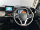 運転席からの視界が左右に広く隅々まではっきりと見渡せます。車の前端も把握しやすく安心して運転できます!