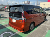 セレナ 1.2 e-POWER ハイウェイスターV 