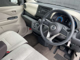 広々とした視界を体感できます。運転が楽しくなりますね。