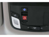 緊急通報ボタンが装備されています。ホンダコネクト対応。ご利用には、Honda Total Care プレミアムのご加入が必要です。