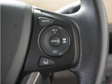 ◆アダプティブクルーズコントロール◆予め設定した車速内でクルマが自動的に加減速。前走車との適切な車間距離を維持しながら追従走行します。【LKAS】車線維持支援システムでステアリング操作を支援。