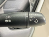 【オートライトシステム】暗くなると自動でライトが点灯するオ-トライト!昼間のトンネル走行などオートにしていると便利♪