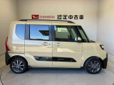 車両右側面からの写真になります。車をご覧になりたい時はお気軽に最寄りの店舗へご相談下さい。