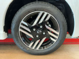 165/65R14インチ純正アルミホイールです。