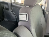 運転席からでも助手席シートを倒すことができます。