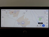 ディスプレイオーディオを装備。スマホとクルマをつなぐことで、これまでのナビに加えて、いろんなサービスが楽しめます