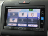 ナビゲーションは純正メモリーナビ(VXM-174VFi)を装着しております。AM、FM、CD、DVD再生、Bluetooth、フルセグTVがご使用いただけます。初めて訪れた場所でも安心ですね!