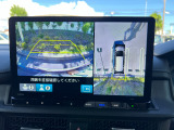 バックでの駐車が苦手な方や運転にあまり自信のない方でも後方の視界をしっかりサポート。安心して車庫入れが出来るバックカメラを装備しています!