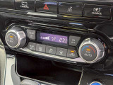 オートエアコンで温度を設定するだけで快適な車内環境を維持することができます!
