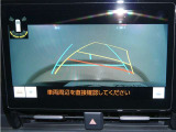 バックガイドモニター(クリアランスソナー付き)