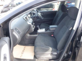 清潔で広々した座席です!是非、現車を見て体感してみてください。