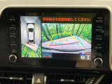 【パノラミックビューモニター】専用のカメラにより、上から見下ろしたような視点で360度クルマの周囲を確認することができます☆死角部分も確認しやすく、狭い場所での切り返しや駐車もスムーズに行えます。
