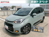 アーバンカーキのシエンタハイブリッド入荷しました。 パノラミックビューモニターで駐車がカンタン♪普段の生活でよくお買い物に行かれる方には重宝いただける装備です!ハンドルヒーターは冬に大活躍しますよ★