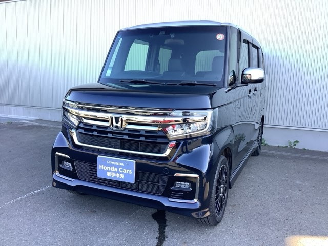 N-BOXカスタム L ターボ 4WD 