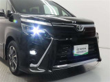 高輝度で点灯速度が速く、しかも消費電力の少ないLEDヘッドライトが装備されています!LEDの明るい光が走行中の視界の確保をサポートして、夜のドライブがより楽しく安全に運転できます♪
