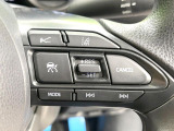 【レーダークルーズコントロール】高速道路での長距離走行が楽に!!自動で速度を保つクルーズコントロールが、衝突軽減システムと連携し、前方の車両を感知して車間を保つように速度調節してくれます!!