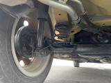 お車を安心してお乗りいただく為には、足回りの定期点検が欠かせません。サービスサポート(有償保証)では無料点検もご提供しており、安心のカーライフをお過ごしいただけるサポート体制が整っています。