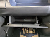 グローブボックスの収納もバッチリ