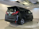 当社でご購入頂いた全ての車両はご納車前、エンジンオイル交換・ワイパーゴム・ブレーキ点検・調整・その他確認の上ご納車いたします。