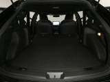 【シートアレンジ可能】ゆとりあるワイドな車内空間は、ドライブを始め買い物やレジャーなど、幅広く活躍します。一人でもみんなとでもお出かけを楽しみましょう!