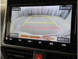 バックガイドモニターで、後方を確認しながら安心して駐車することができます。運転初心者も熟練者も必須の機能ですよ!