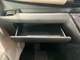 薄型のティッシュBOXなどが収納出来ます。小物入れとしても使えるので便利です。