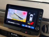 バックギアに入れるだけで自動でリヤカメラに切り替わります!車庫入れやバックが苦手な方にオススメ!