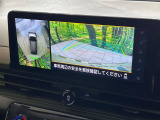 【アラウンドビューモニター】専用のカメラにより、上から見下ろしたような視点で360度クルマの周囲を確認することができます☆死角部分も確認しやすく、狭い場所での切り返しや駐車もスムーズに行えます。