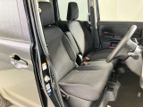 運転席シートにはヒーターを座面に内蔵!寒い日でも快適です♪