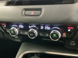 フロント両席にはシートヒーターが付いています!寒い日に便利な装備ですね。