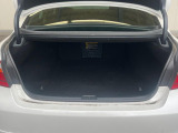 普段のお買い物や通勤、送迎等に十分な荷室スペースを確保しております。