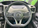 【純正革巻きステアリング】上質な革を使用することで、手にしっかり馴染みとても運転しやすいハンドルです♪