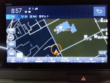 ホンダ独自のインターナビを装備しております!よりリアルタイムの交通渋滞情報を取得できたりとドライブが快適になりますよ♪