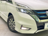 【LEDヘッドライト】悪天候や夜間走行時も良好な視界を確保し安心して運転できる高輝度LEDヘッドライトを装備!点灯速度が早く、消費電力も抑えられています。