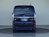 現車を確認できる方へ販売いたします。当社サービススタッフにて純正部品を使い点検整備を実施し、その後、ご納車させていただきますのでご安心してご利用いただけます。
